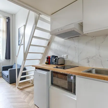 Loft De Charme An Coeur Des Batignolles *