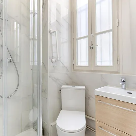 Loft De Charme An Coeur Des Batignolles Lejlighed