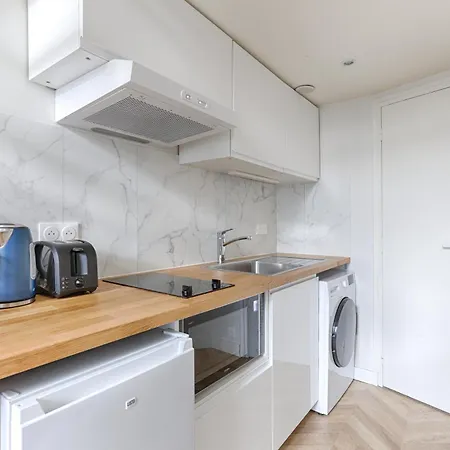 Loft De Charme An Coeur Des Batignolles Paris
