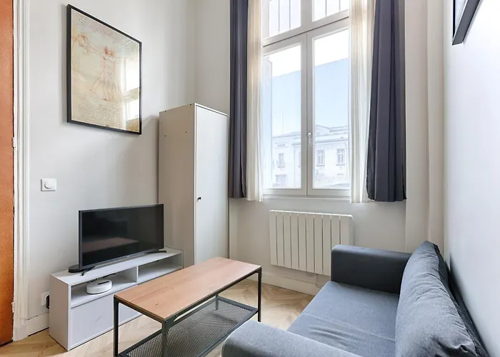 Apartment Loft De Charme An Coeur Des Batignolles