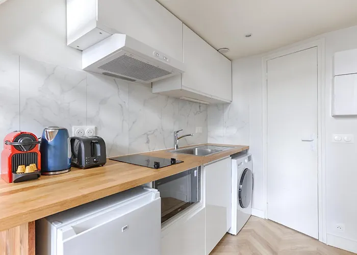 Loft De Charme An Coeur Des Batignolles Paris